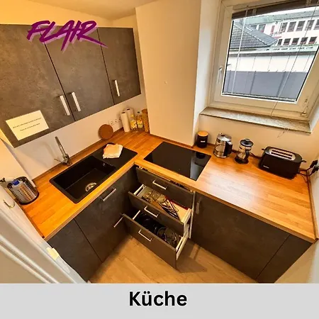 Gemuetlich 7, Netflix Und Kaffee Frei, Parken Vor Der Tuer 뤼베크